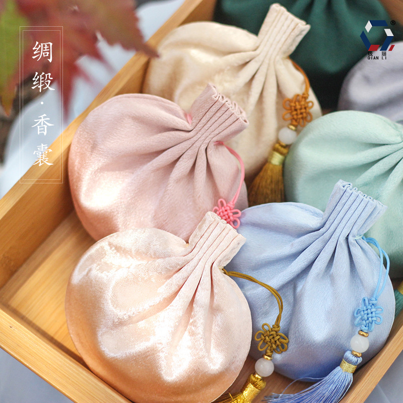 DIY Custom Sachets